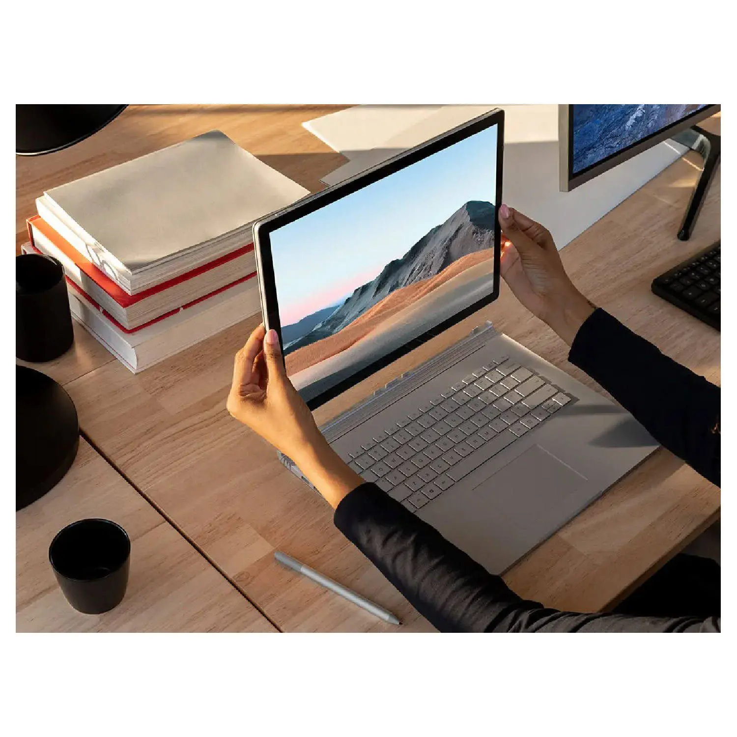 2b04c17fe1ff23262050a4dd7d6db7f38a2b4b55_1598419571 لپ تاپ 15 اینچی مایکروسافت مدل Surface Book 3 - E - تصویر 1